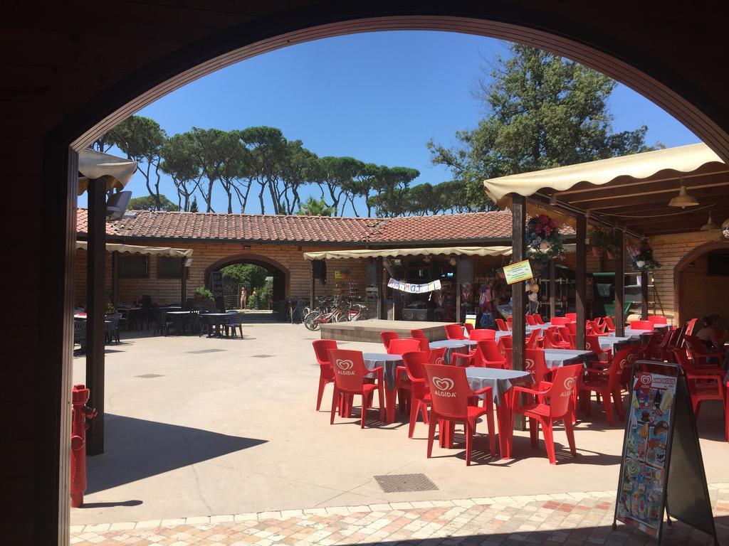 Camping Paradiso Viareggio Exterior foto